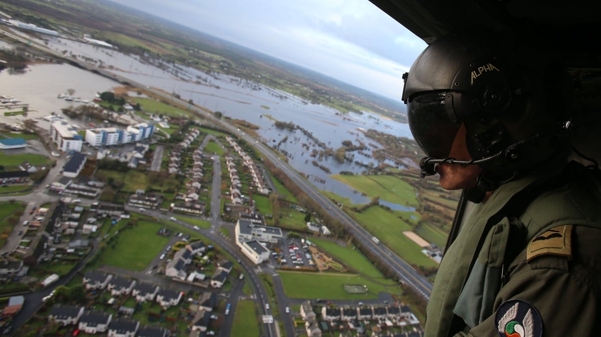 Floods affecting business in Glasson, Athlone
