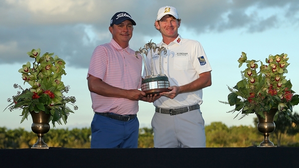 Jason Dufner and Brandt Snedeker with the winning trophy