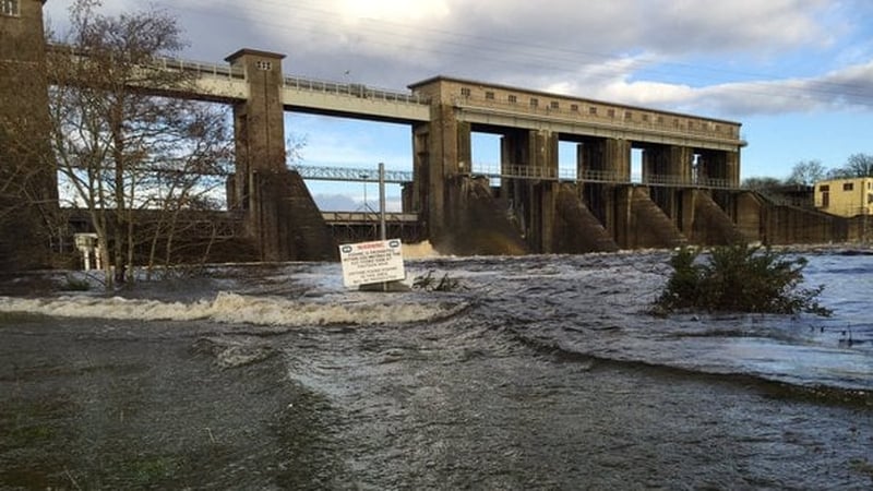 The ESB is releasing water from the River Shannon at Parteen Weir