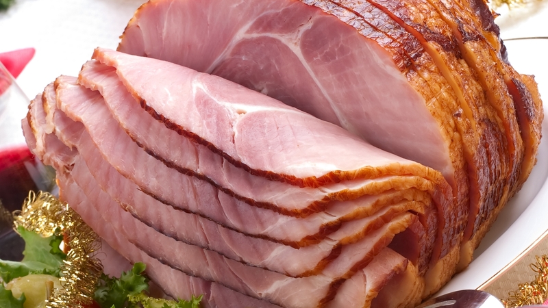 Very few of us can resist the taste of a deliciously prepared Christmas ham