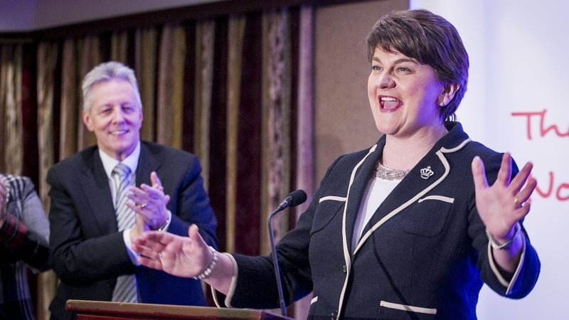 Arlene Foster daingnithe mar Chéad-Aire