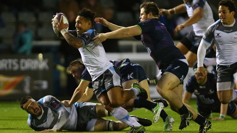 Sonatane Takulua of Newcastle Falcons breaks free of the Connacht defence