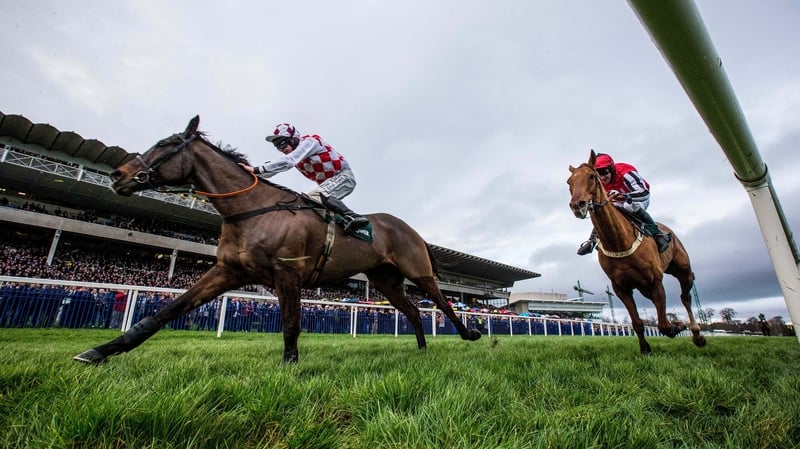 Andrew Lynch and Flemenstar winning at Leopardstown in 2015