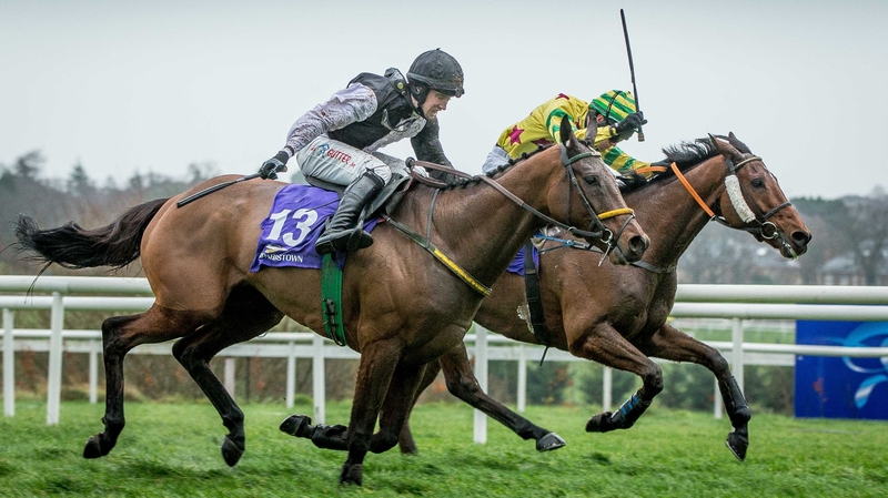 Forever Gold (R) ridden by Chris Timmons beats Russian bill to the line
