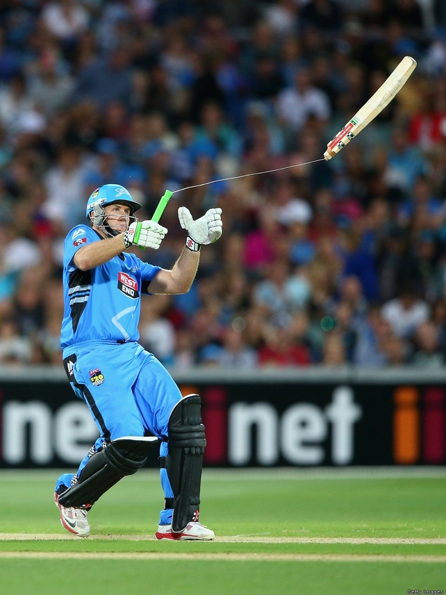 Craig Simmons of the Adelaide Strikers breaks his bat during his side's Big Bash semi-final against the Sydney Sixers at the Adelaide Oval