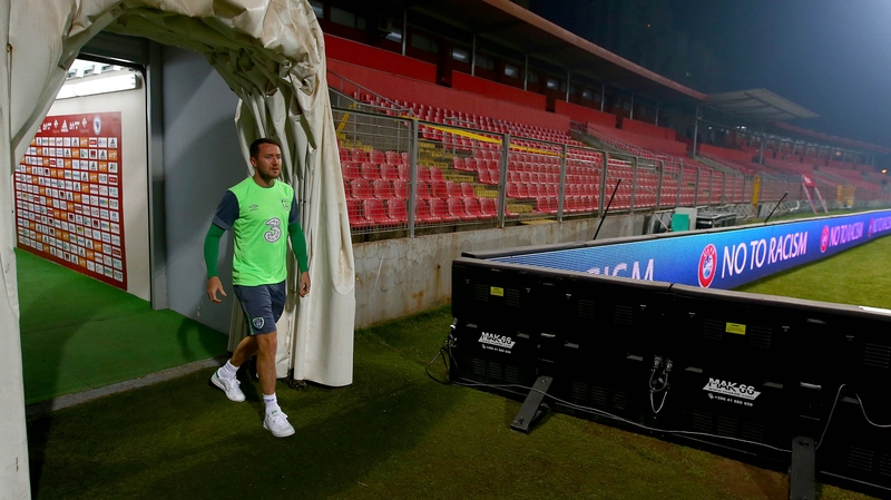 Aiden McGeady needs to move on to play meaningful football, according to Eamon Dunphy