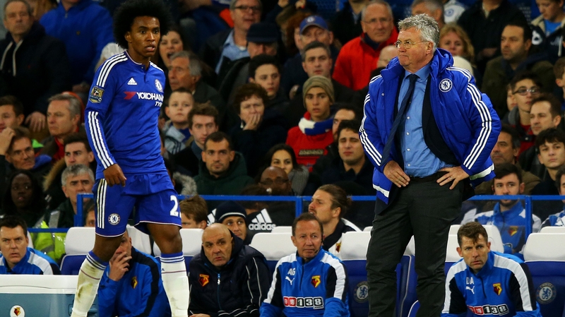 Interim Chelsea manager Guus Hiddink (R) and Willian
