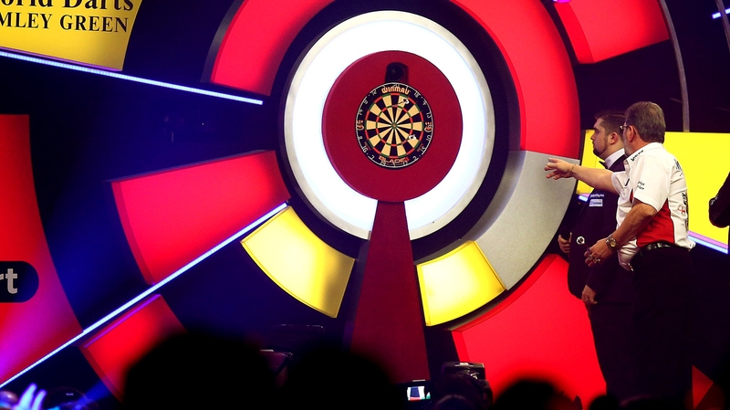 Martin Adams was beaten 3-0 by Canada's Jeff Smith