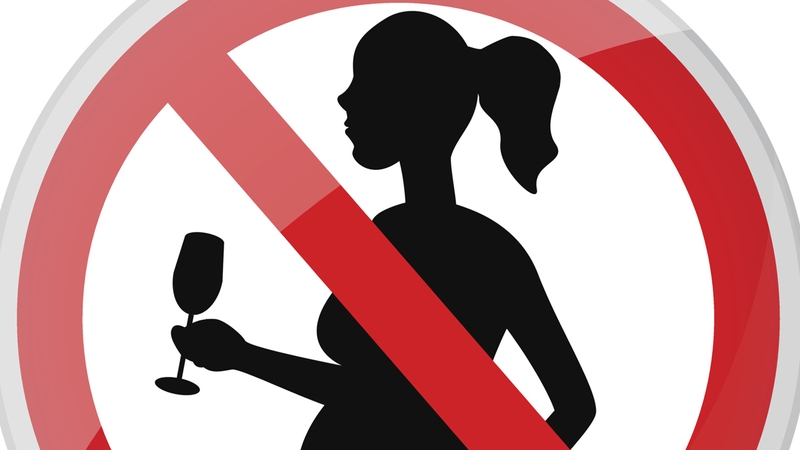 There is no evidence for a "safe" drinking level for pregnant women - new report