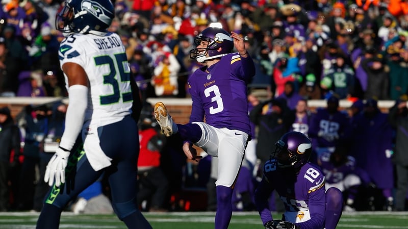 Blair Walsh watches his crucial kick drift wide