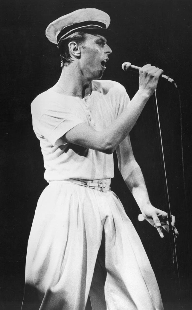 Another year, another new look: Bowie playing the City Hall Newcastle in 1978