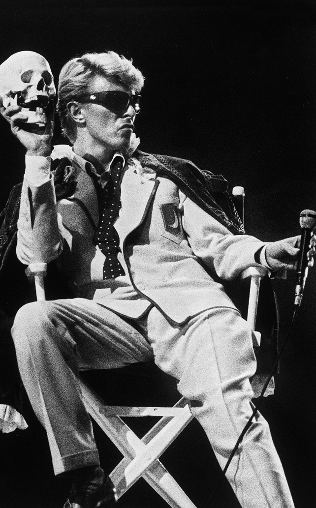 Remember this one? Striking an effortless pose on stage in Brussels in May, 1983
