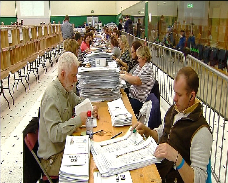 Vótaí á gcomhaireamh do Bharda Lios Tuathail