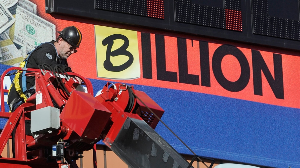 Powerball lottery winners will be wealthier than Beyoncé