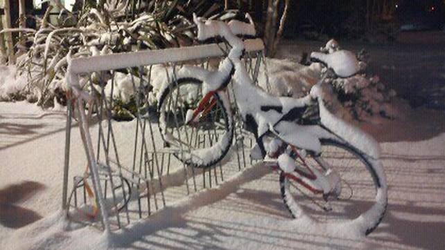 Spells of heavy snowfall in Belfast (Pic: Ábhristín Ó Cadhlaigh)