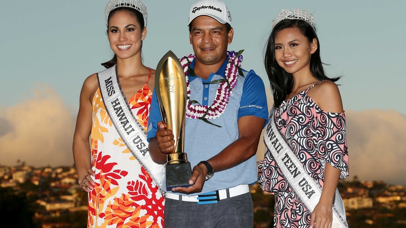 Fabian Gomez with the trophy