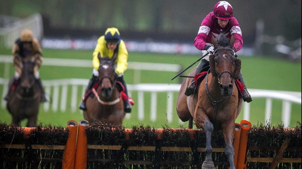 Alpha Des Obeaux found only the magnificent Thistlecrack too good at Cheltenham