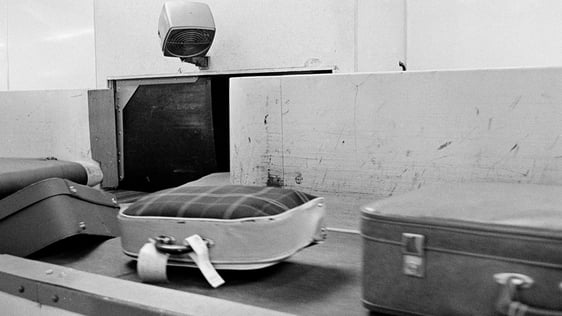 Baggage on carousel, Dublin Airport (1966)