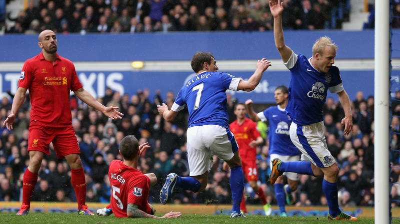 Steven Naismith (r) scored his first Everton goal against Liverpool back in 2012
