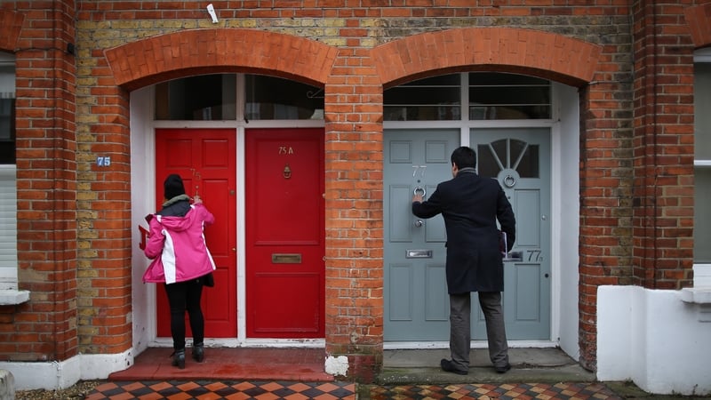 Is all politics local, or do voters care more about national issues?