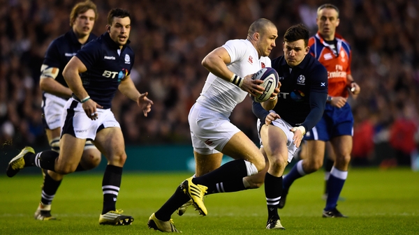England full-back Mike Brown runs the ball out of defence