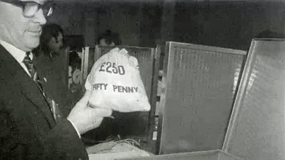Preparations for Decimalisation (1971)