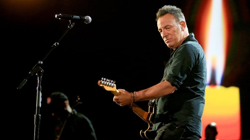 Bruce pays tribute to Prince