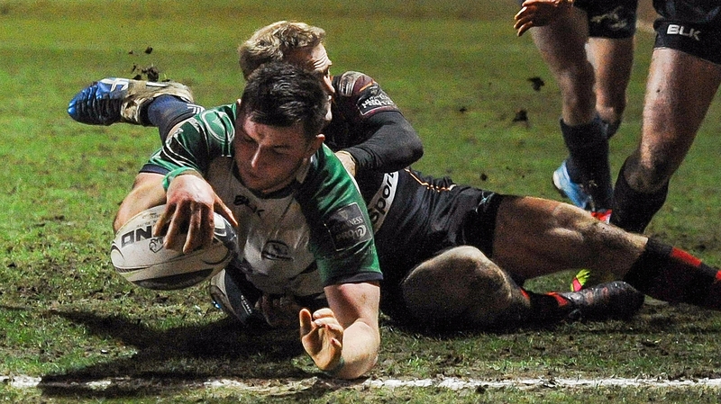 Eoghan Masterson crashes over for Connacht's third try