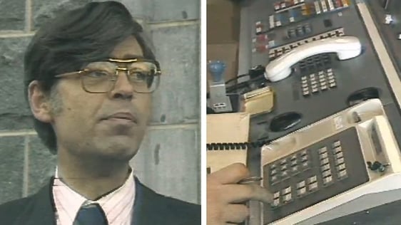 Alan Dukes Opens Garda Communications Network (1986)