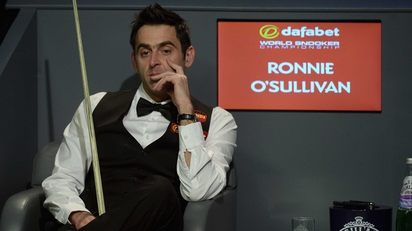 Ronnie O'Sullivan eased into the last 16 in Cardiff
