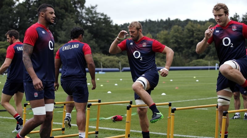 Lawes (l) replaces Launchbury (r) in the squad