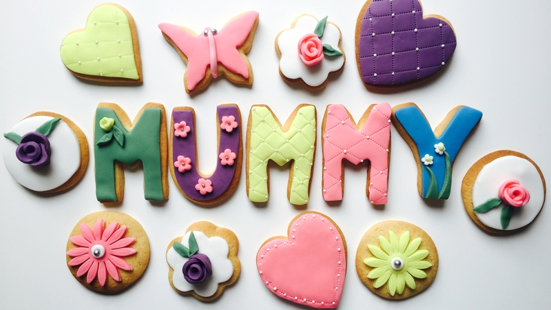 Mother's Day Iced Cookies