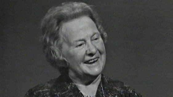 Min Ryan Portraits 1916 27/11/1965