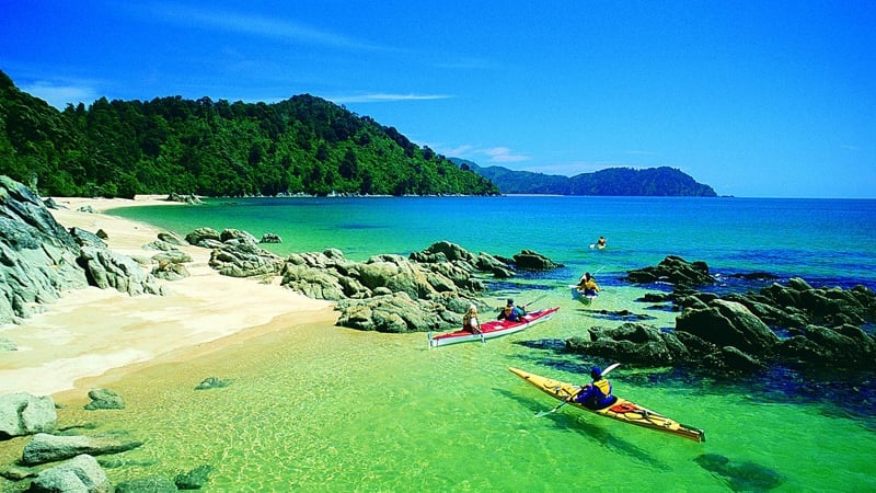 Nua-Shéalainn - Cadhcáil in Abel Tasman