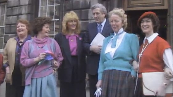 TDs Model For Charity (1986)