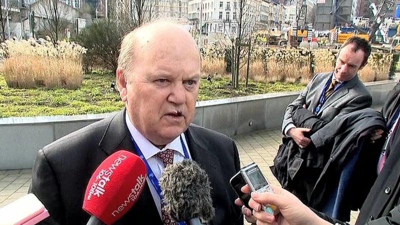 Michael Noonan said 'Fine Gael's position is we want a national utility for water rather than it reverting to local authorities'