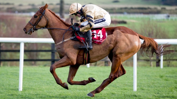 Yorkhill had little difficulty winning on his first run over fences