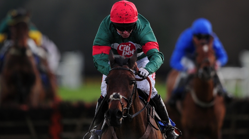 Unowhatimeanharry winning the Albert Bartlett Novices Hurdle in March
