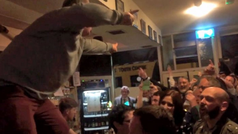 Brian O'Sullivan leads the singing of Mr Brightside ©Vimeo