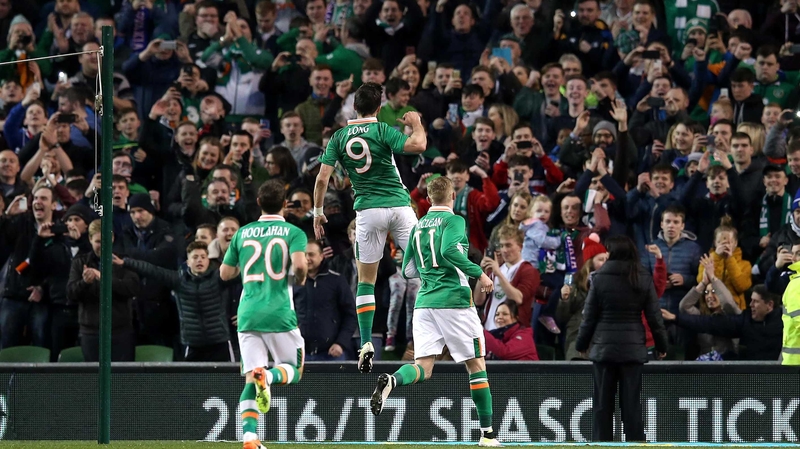 Shane Long celebrates after scoring Ireland's first goal