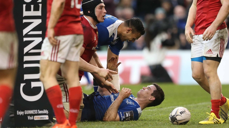 Sexton celebrates after scoring a try against Munster at the Aviva Stadium