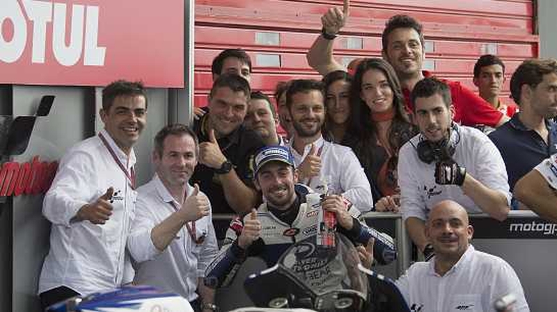 Eugene Laverty celebrates with his team