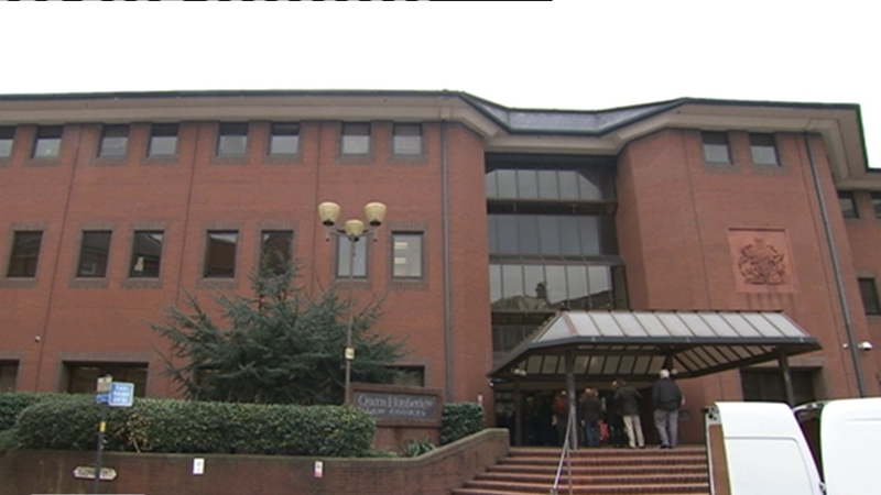 An chúirt i Birmingham a ghearr na téarmaí príosúnachta