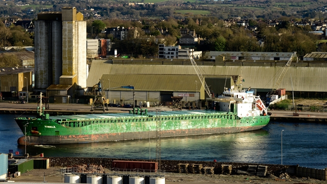 Ship turning at the port of Cork (pic: John Hough)