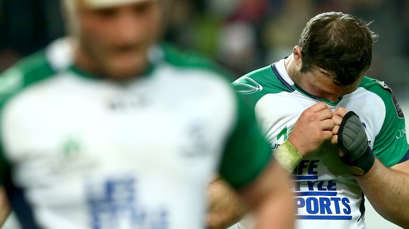 Robbie Henshaw dejected after vthe defeat to Grenoble