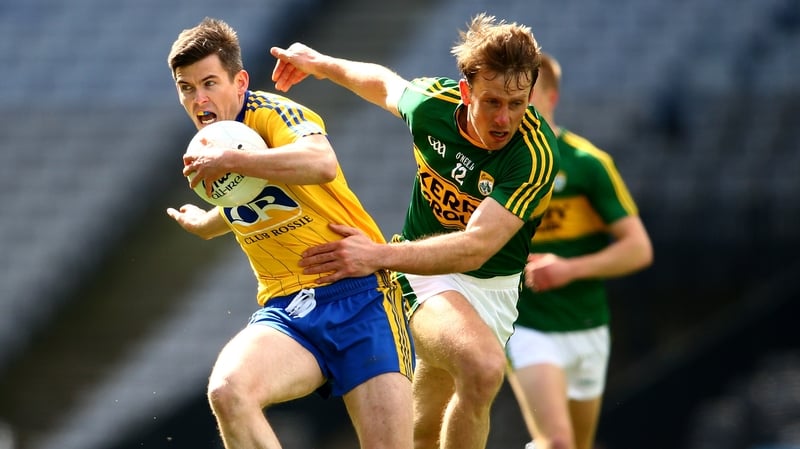 Donnchadh Walsh tackles Sean Purcell