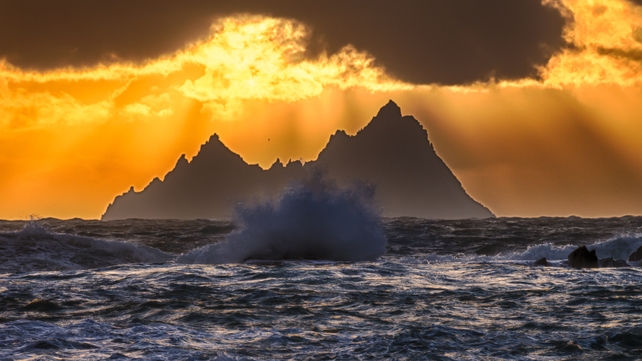 'Godbeams' over Little Skellig south west of Valentia Island, Co Kerry(Pic: James Brennan)