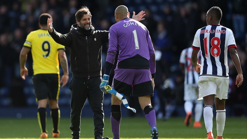 Heurelho Gomes celebrates with his manager