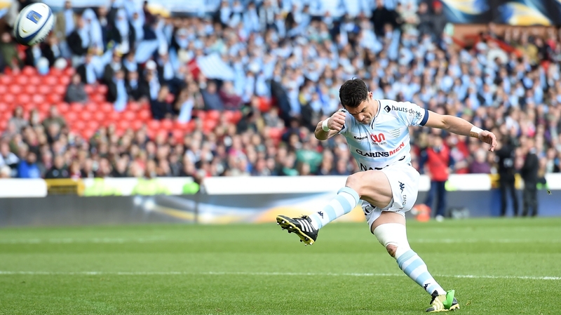 Dan Carter converts his team's first try