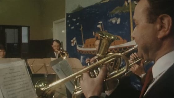 Symphony Orchestra on Aran Islands (1986)